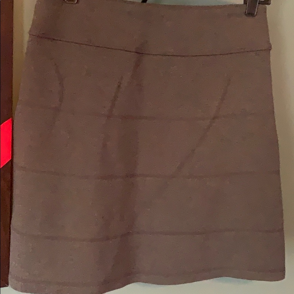 Athleta Gray Skirt - Picture 2 of 5